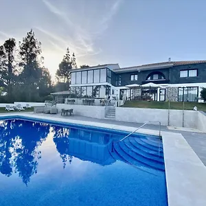 El Chaparral Hotel