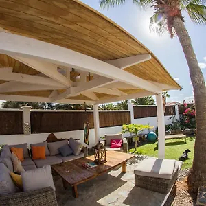 https://surfhouse.hotelsfuerteventura.org